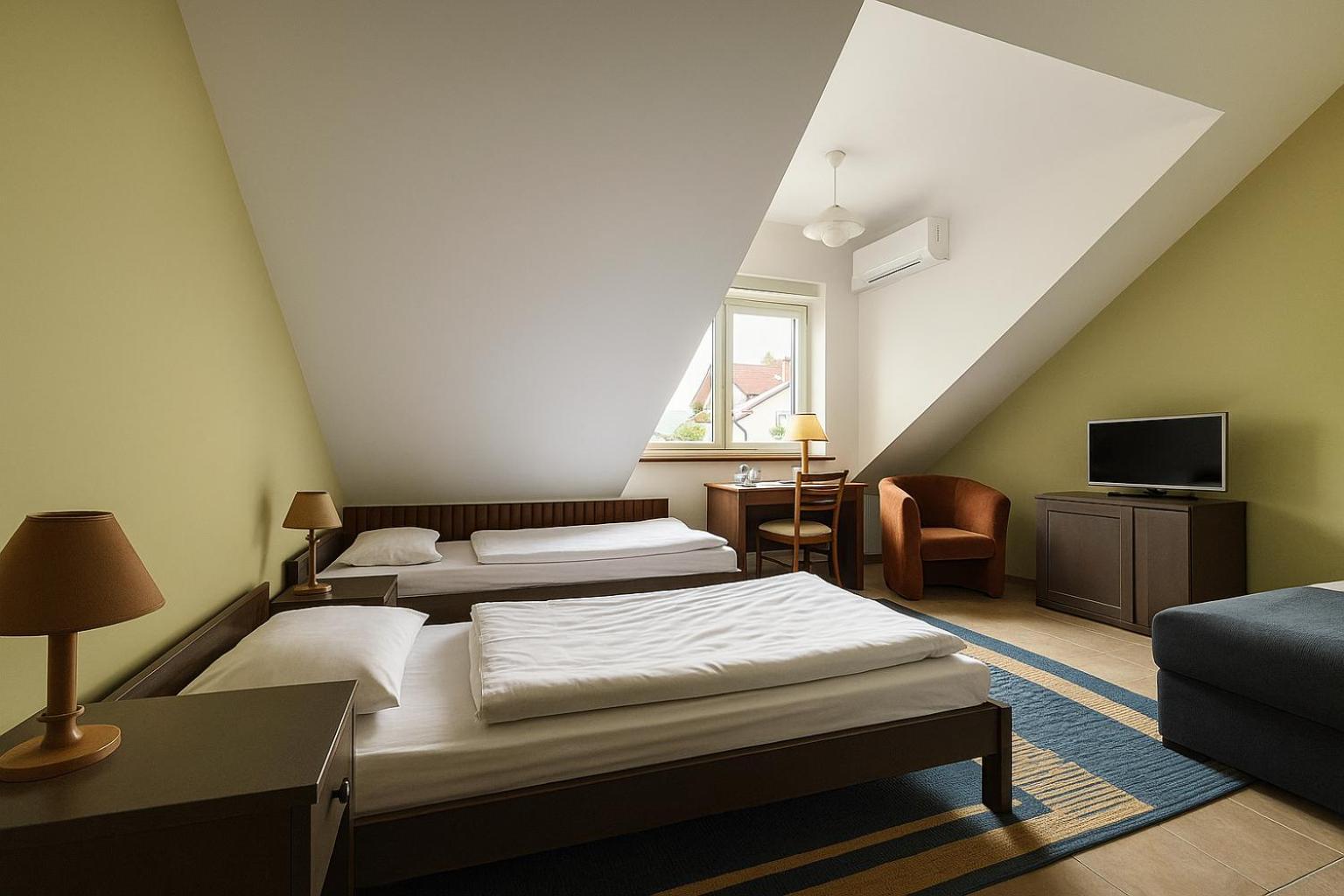Hotel Metro Kłodzko Quarto foto